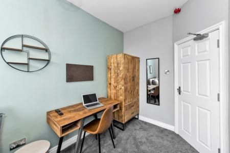 (12-bed) Waverley Street, Arboretum, Nottingham, NG7 - Photo 3