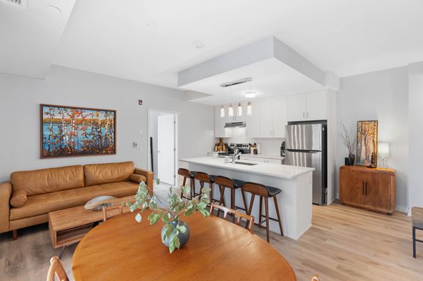 For Lease - 1350 HEMLOCK Street Unit# 219, Manor Park - Cardinal Glen and Area, Ontario - Photo 1