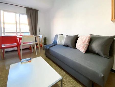 Carrer del Poeta Mas y Ros, Valencia, Valencian Community 46022 - Photo 4