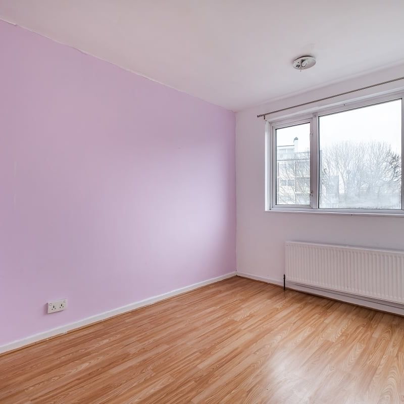 4 bedroom flat to rent - Photo 1