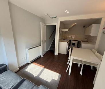 2 bedroom house to rent - Photo 1