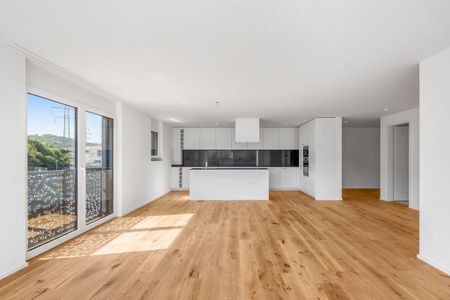 2.5 Zimmer, 98 m², 2. Stock - Foto 2