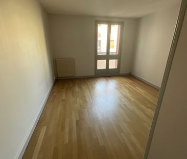 A LOUER - Quartier Préfecture - T2 de 67.70m² avec Box fermé - Photo 2