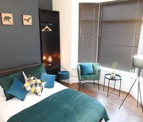 1 bedroom in a house share to rent - Photo 1