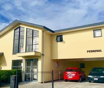 Student Rental - Photo 2