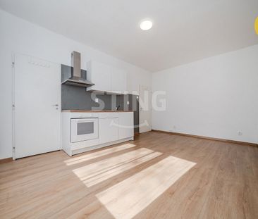 Pronájem bytu 1+kk 21 m² - Photo 1