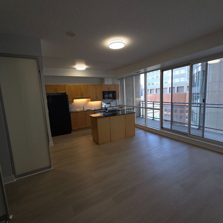 For Lease - 220 Victoria Street Unit# 1605, Toronto, Ontario - Photo 1