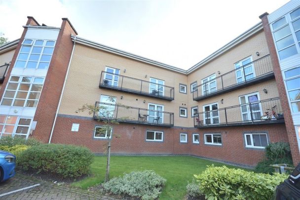 2 Bedroom Apartment To Let - Photo 1