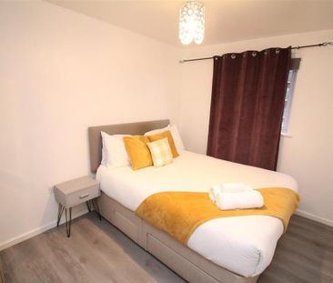 2 bedroom flat to rent - Photo 3