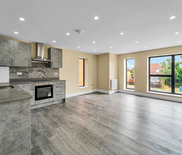 Cookham Court, Maidenhead - Photo 2