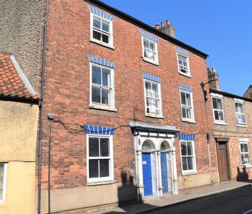 3 bedroom flat to rent - Photo 2