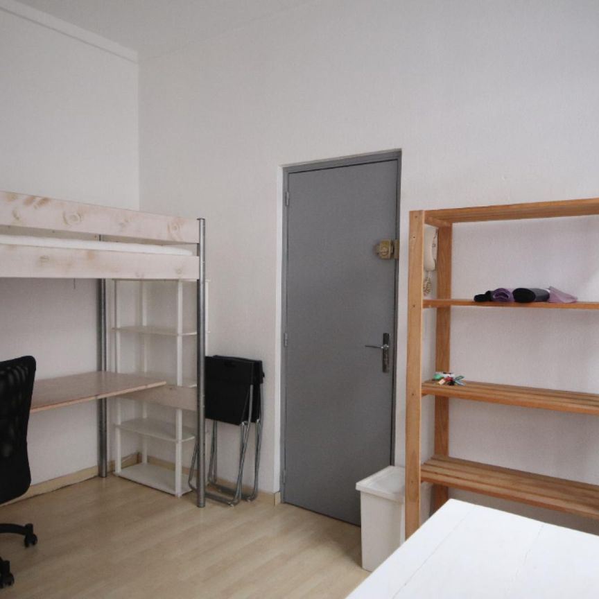 A LOUER : T1 à LILLE • Rue Adolphe - VAUBAN • 475 € - Photo 1