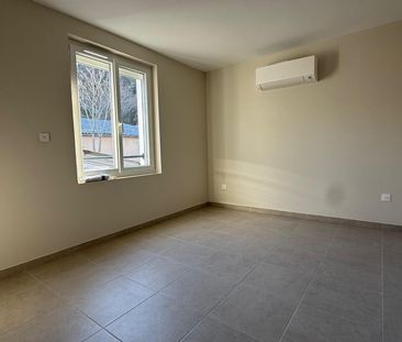 Location Appartement 4 pièces 75m² AUBENAS 07200 - Photo 4