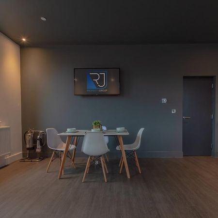 1 bedroom in a house share to rent - Photo 3