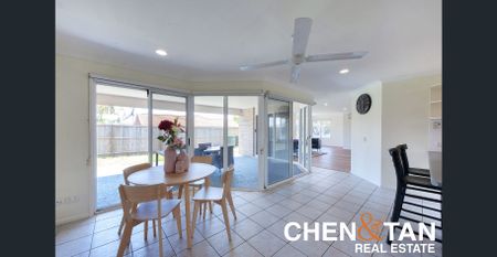 Freshly Renovated Family Home in Prime Sunnybank Hills Location - Photo 4