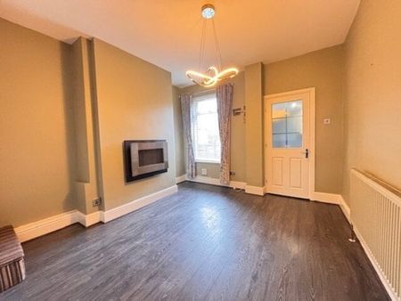 Mansfield Road, Warsop, NG20, Property for rent - Photo 5