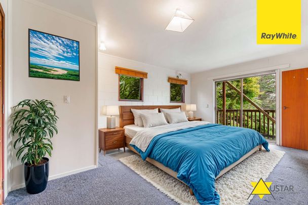 89a Takahe Road, Titirangi - Photo 1