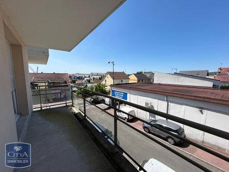 Location Appartement 2 pièces 47m² LE TRAIT 76580 - Photo 3