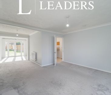 3 bedroom house to rent Sandringham Drive, Loughborough, Leicesters... - Photo 3