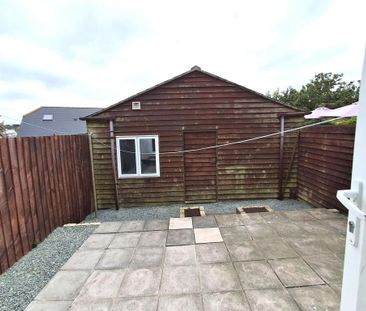 3 bedroom terraced house to rent - Photo 5