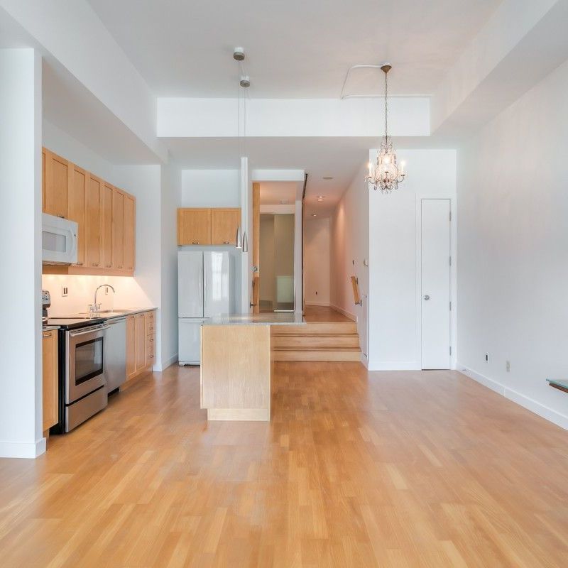 For Lease - 155 Dalhousie Street Unit# 816, Toronto, Ontario - Photo 1