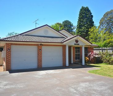 Spacious & Convenient Family Home - Photo 4