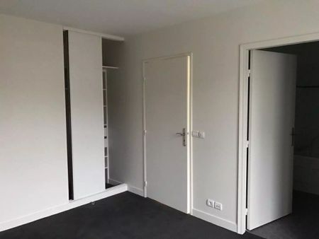 location Appartement T6 DE 140.9m² À PARIS - Photo 4