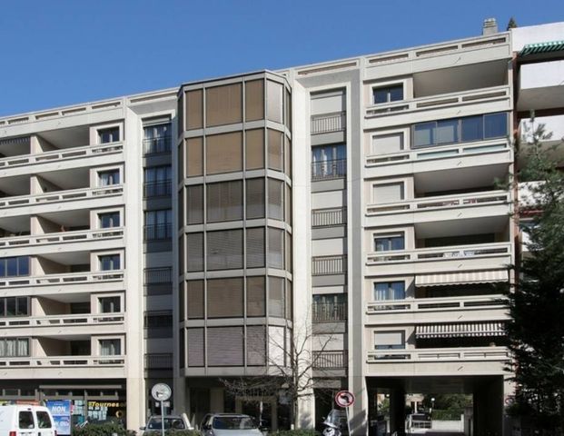 Appartement spacieux de 5 pièces à la Servette - Foto 1