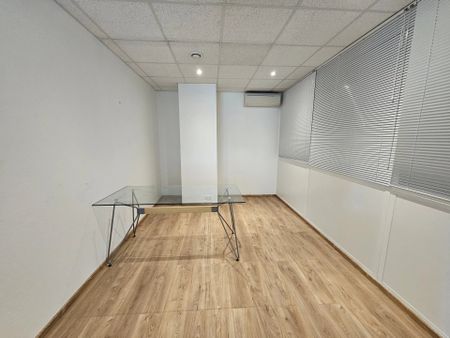 A LOUER BUREAU 245 M² + STOCKAGE / ARCHIVE 45 m² - NICE - SAINT ANDRE DE LA ROCHE - Photo 2