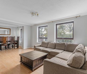 Smith Close, London, SE16 - Photo 2