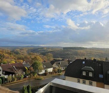 ***2-3-Zimmer-DG-Whg in Stüttinghausen mit traumhaftem Ausblick *** - Foto 3