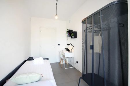 Via Luigi Mercantini, Milan, Lombardy 20158 - Photo 3