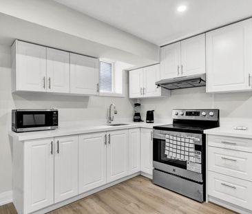 For Lease - 448 Dougall Avenue Unit# Unit B, Caledon, Ontario - Photo 2