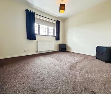 4 bedroom detached house to rent - Photo 6