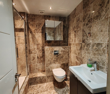 1 bedroom in a house share to rent - Photo 4