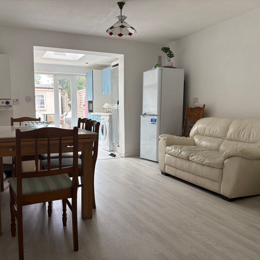 Ivanhoe Close, Cowley , Uxbridge - Photo 1