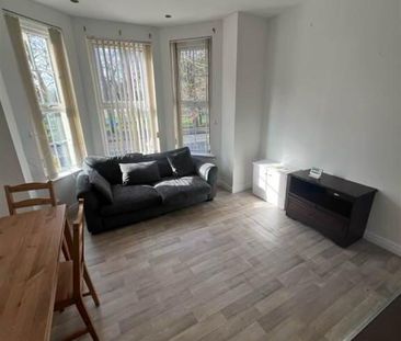 Flat 1, 49 Ballygomartin Road, Belfast, BT13 3LA - Photo 1