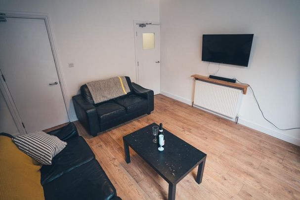 5 bedroom house share to rent - Photo 1
