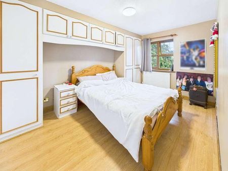 Chirk Close, Hayes, UB4 - Photo 5