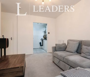 1 bedroom apartment to rent Governors Court, Landor Road, Warwick, ... - Photo 3