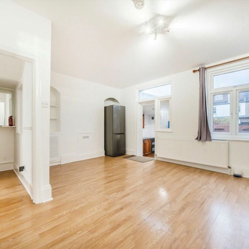 Dudley Gardens - Photo 1