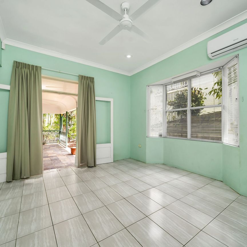 Large family home with pool - 6 month lease - Photo 1