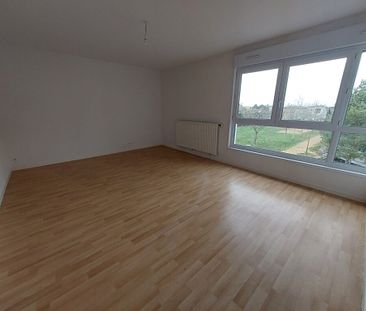 LOCATION APPARTEMENT T2, POITIERS, Breuil-Mingot-Saint-Eloi - Photo 2