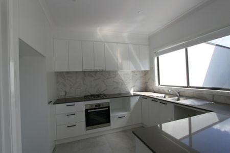 Spacious Googong Terrace Townhouse - Photo 4