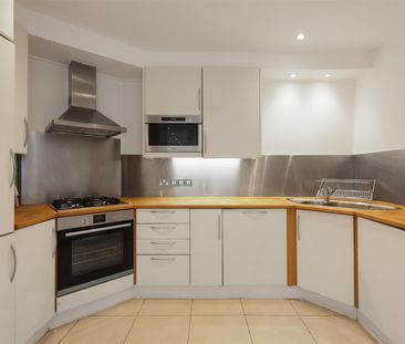 Bolton Road, Chicwick, W4 - Photo 1
