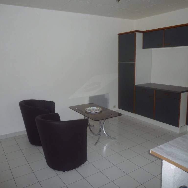 Loue Appartement à Montbert BOURG T1 MEUBLE - Photo 1