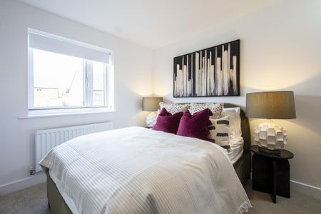 4 bedroom detached house to rent - Photo 4