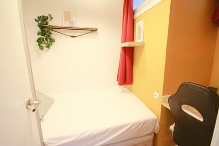 Carrer de Villarroel, Barcelona, Catalonia 08036 - Foto 4