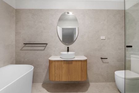 Brand new 4 bedroom townhouse - Photo 5