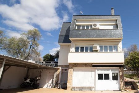 Calle Burgos, Pozuelo de Alarcón, Community of Madrid 28223 - Photo 4